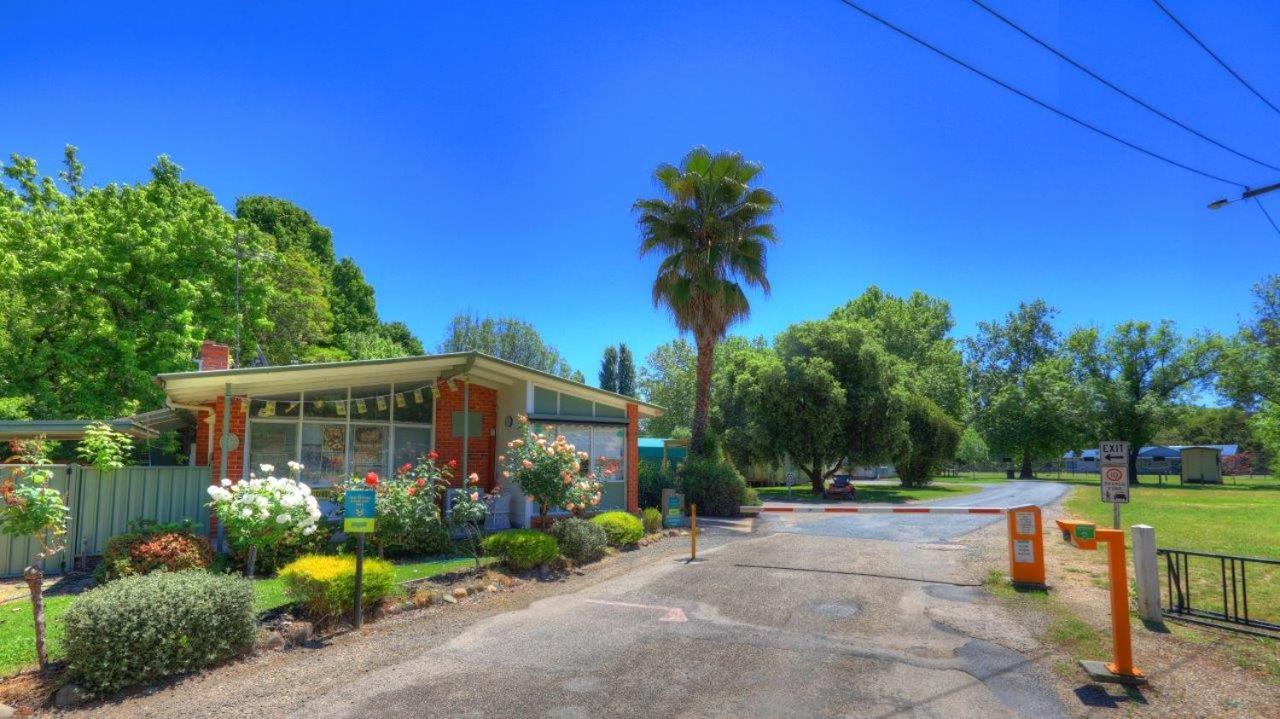 Myrtleford Holiday Park Exterior photo